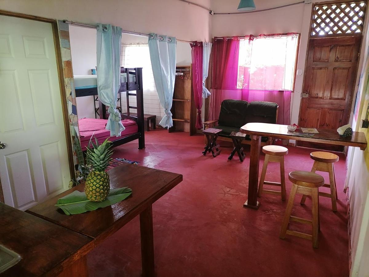 Casa Arlecchino Appartement Puerto Viejo de Talamanca Buitenkant foto